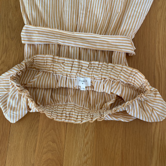 NEW Red Dress Boutique Yellow Striped Linen Jumpsuit with Belt - Picture 5 of 6